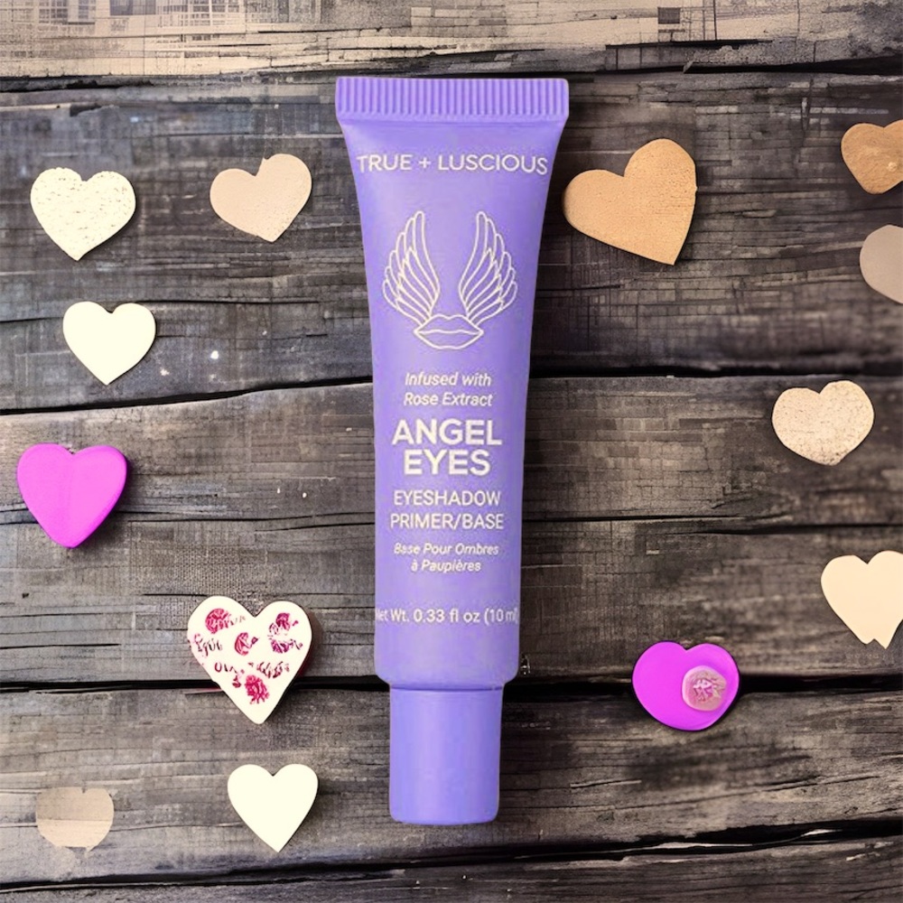 True + Luscious Angel Eyes Eyeshadow Primer/Base